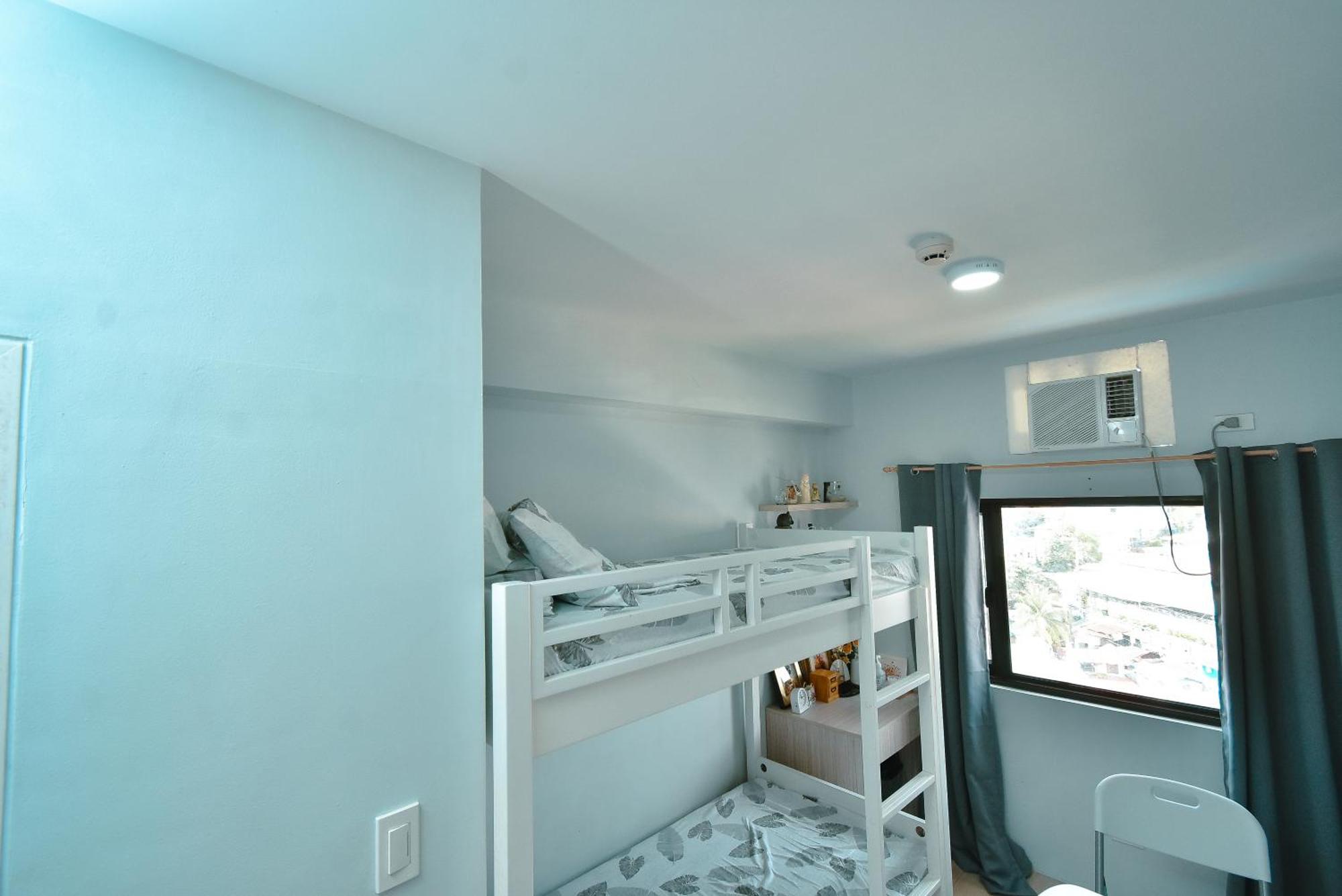 Cozy Unit With Free Pool, Netflix & Wifi In Alabang Crq3 Aparthotel Muntinlupa City Kültér fotó