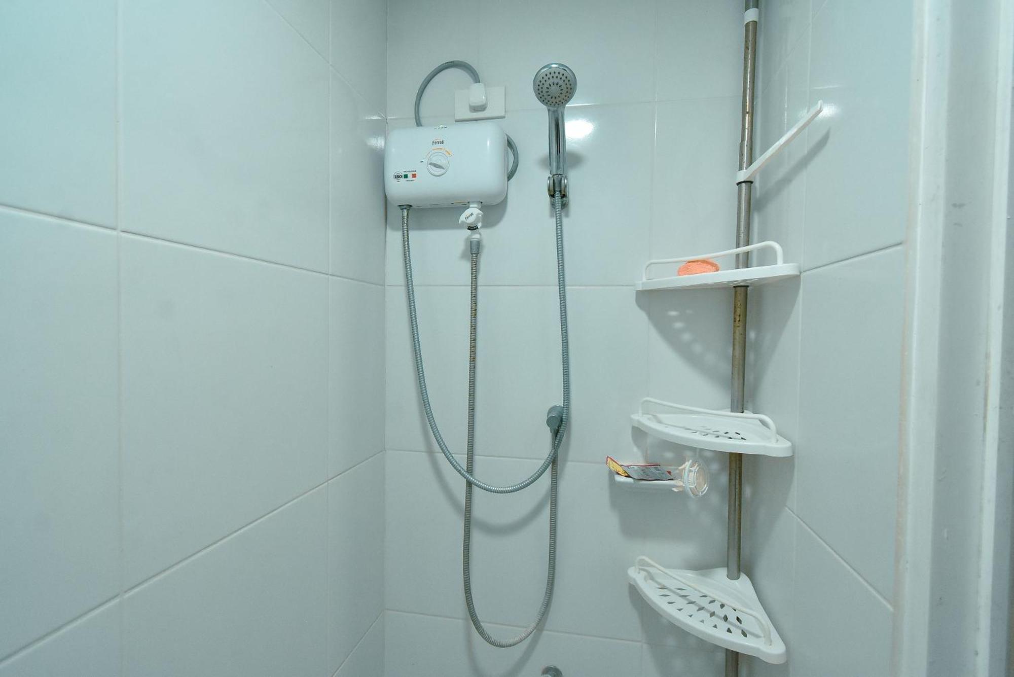 Cozy Unit With Free Pool, Netflix & Wifi In Alabang Crq3 Aparthotel Muntinlupa City Kültér fotó