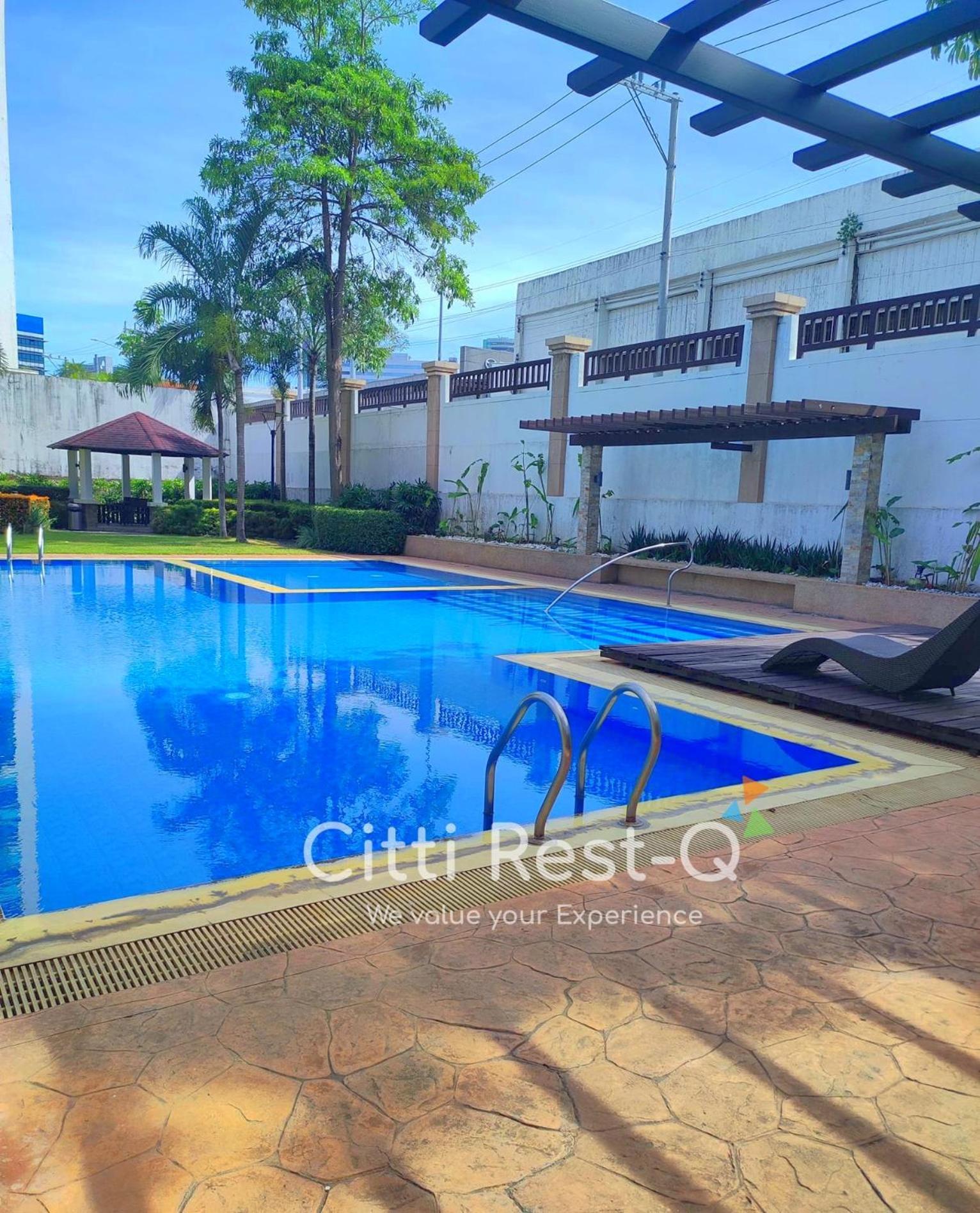 Cozy Unit With Free Pool, Netflix & Wifi In Alabang Crq3 Aparthotel Muntinlupa City Kültér fotó