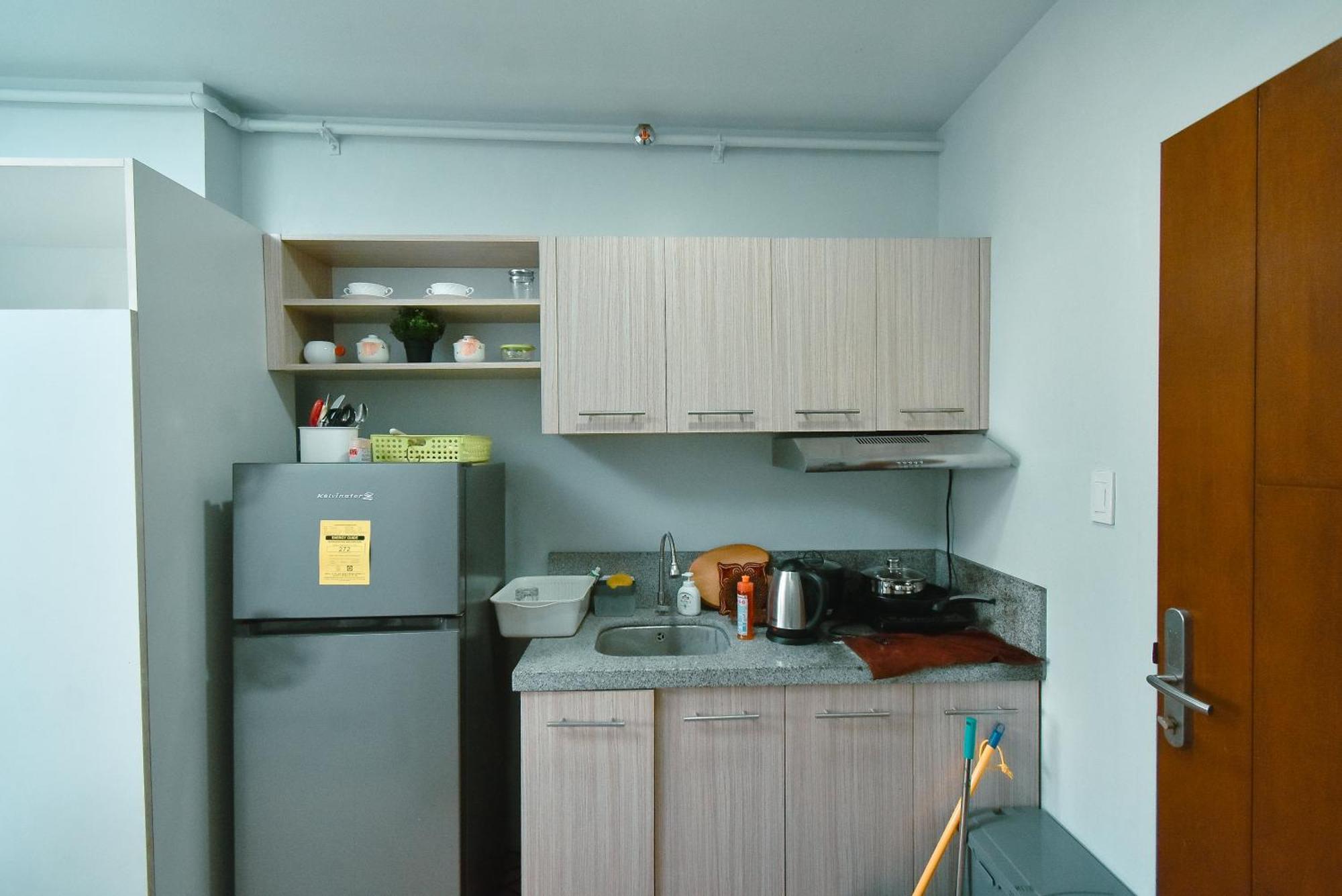 Cozy Unit With Free Pool, Netflix & Wifi In Alabang Crq3 Aparthotel Muntinlupa City Kültér fotó
